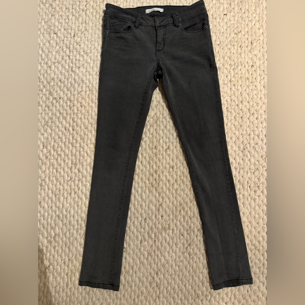 BCBG GENERATION SKINNY GREY JEANS